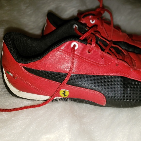 Puma Men/Kid Red Ferrari Sneakers Size 5 US 37kids - Picture 4 of 8